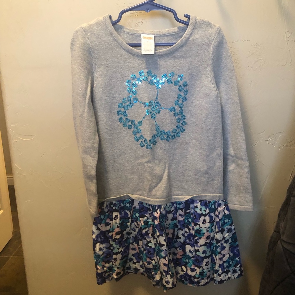 Gymboree girls dress size 5 Gray, Blue Floral.
